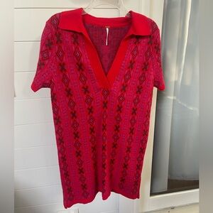 Free People small  mini sweater dress. Red/ pink/ brown XO pattern